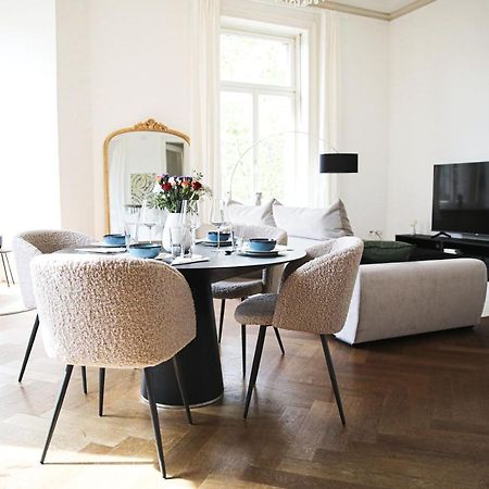 Palais Passy~Design Suite Mit Ausblick Im Zentrum Wiesbaden Eksteriør billede